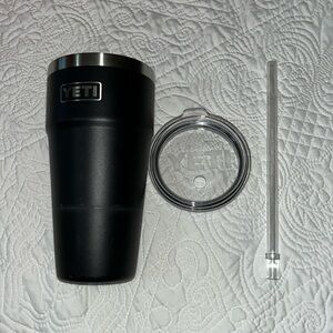 Yeti Rambler 30oz Stackable cup